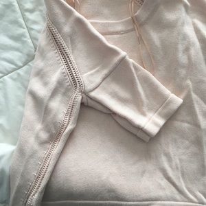 Lululemon Athletica Cropped Short sleeve Sweater